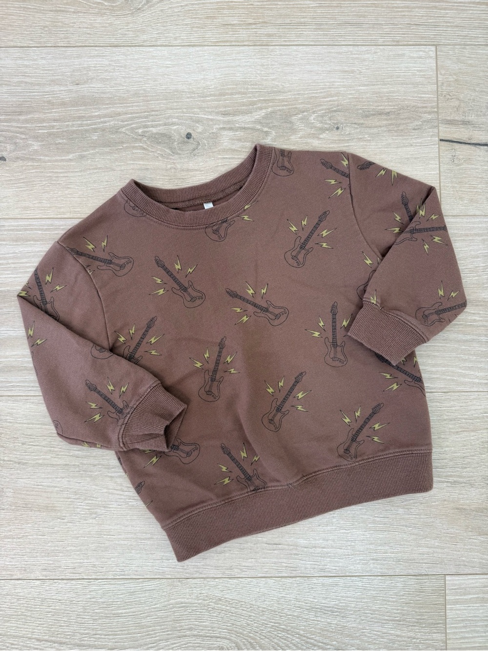 Rylee + Cru Mocha Guitars Crewneck